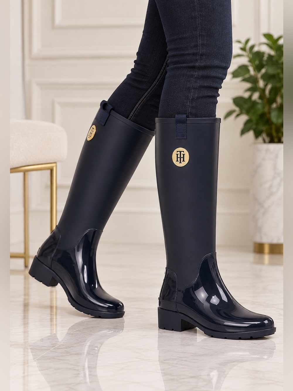 NEW Tommy Hilfiger Women's Karissa Rain Boot Size 11M